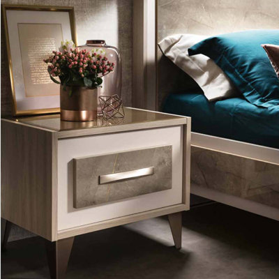 26'' W Nightstand