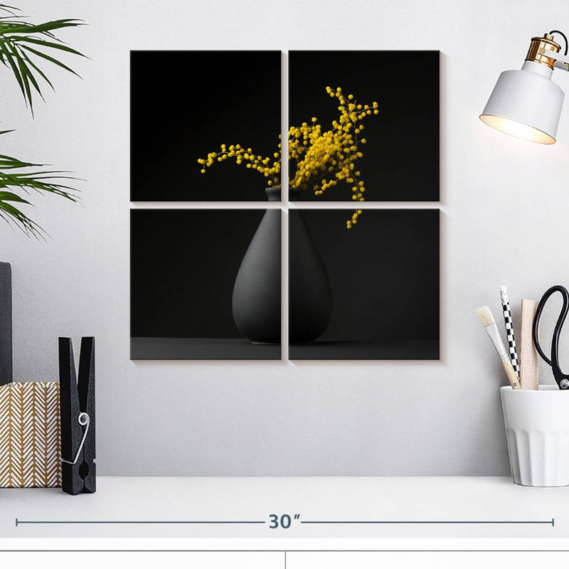Fleurs jaunes délicates, H 18 po x l 18 po