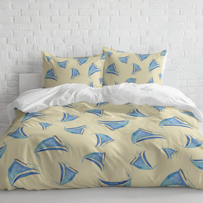 Summer Sailboats 3- Piece Decorative Lightweight Comforter Set