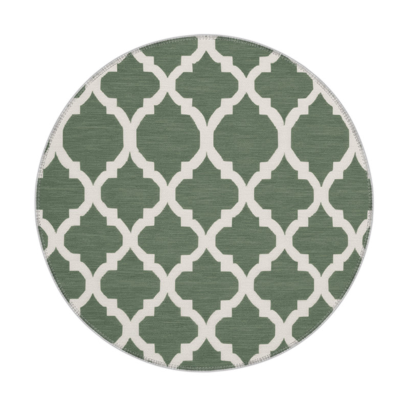 Trellis Green Indoor and Outdoor Area Rug, Rectangle 5' x 7'