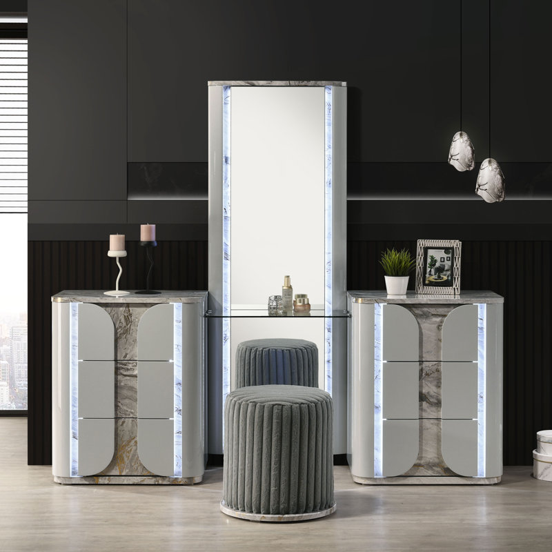 Twickenham 3-Piece Vanity Set
