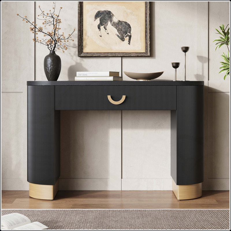 Console moderne Mirod avec nervures verticales, rangement compact et tiroir fonctionnel