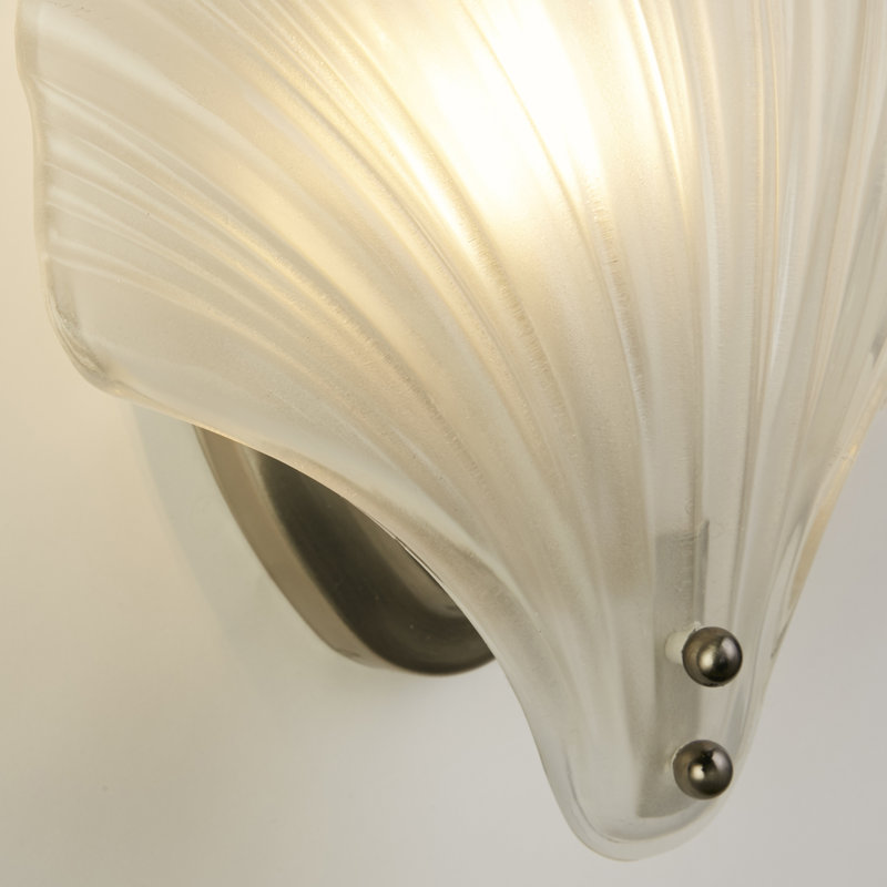 Akena Wallchiere, Satin Silver