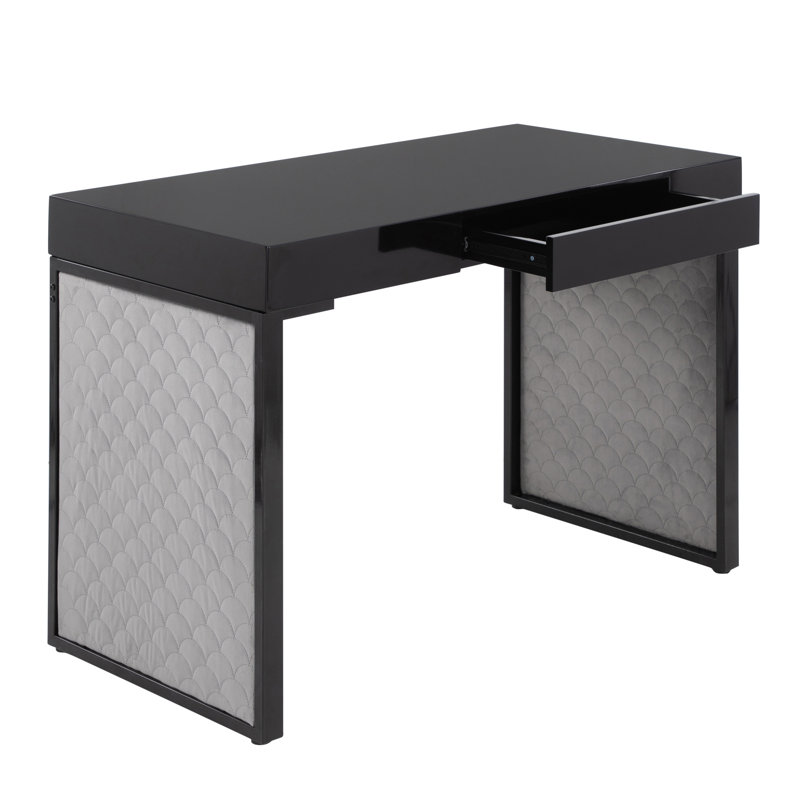 Bureau Baiba, Noir, noir, noir, noir