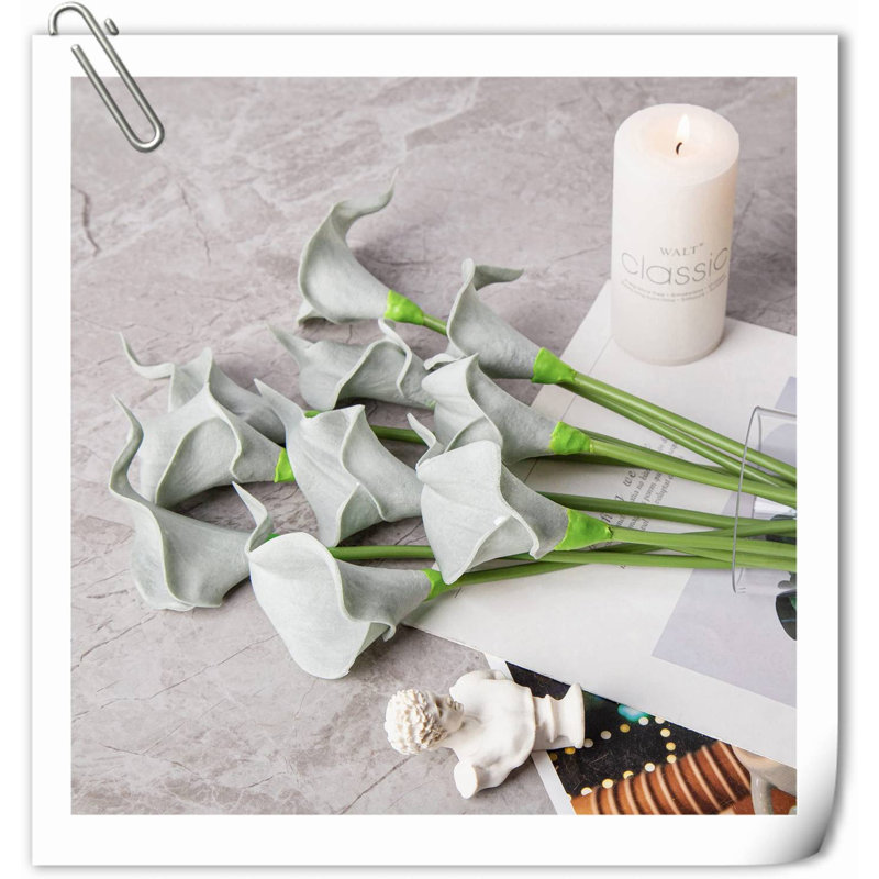 Arrangement Lillies, Gris, H 13,58 po x l 2,3 po x P 3 po