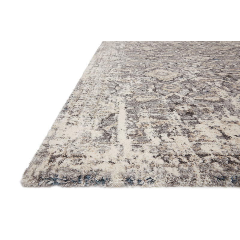 Vaghinag Oriental Indoor Rug, Rectangle 2'7" x 4'