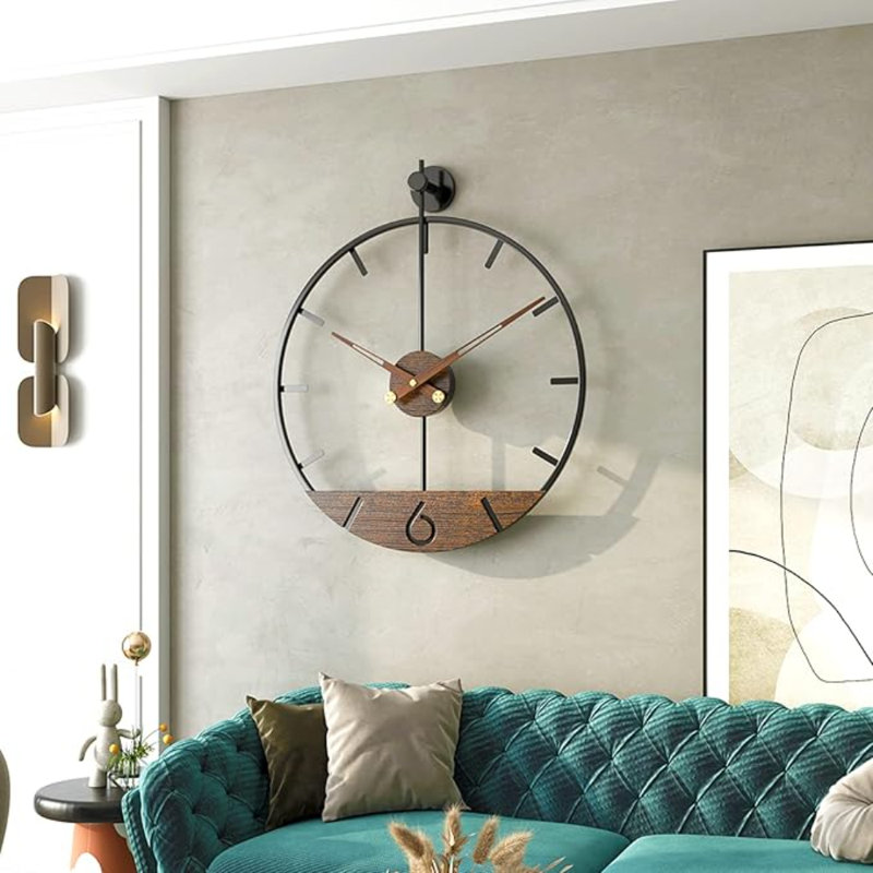 Horloge murale moderne à cadran en noyer, grande horloge murale simple en métal à cadre mural simple pour la décoration de salon, de cuisine, de chambre à coucher, de bureau, d'idée de cadeau fait à la main