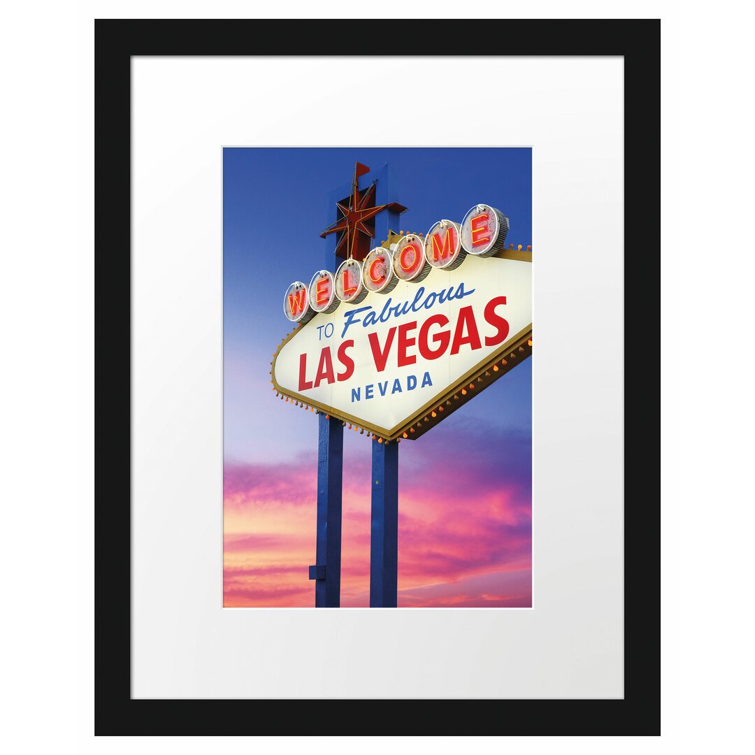 Gerahmtes Poster Las Vegas Schild in der Dämmerung