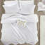 Édredon pour lit simple / simple TG 3 pièces imprimé métallique avec matériau ULM blanc / doré, coussin décoratif pour le cœur, envers en microfibre, rembourrage, lavable à la machine-118916119-118916116