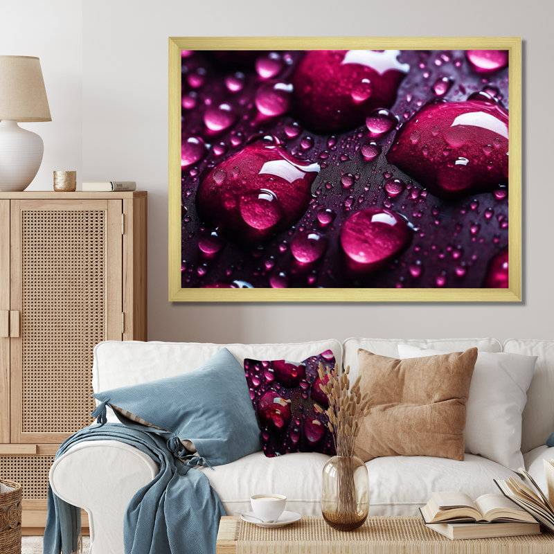 «Red Rose with Raindrops», reproduction d'art sur toile encadrée, Cadre doré à une seule photo, H 34 po x l 44 po x P 1,5 po