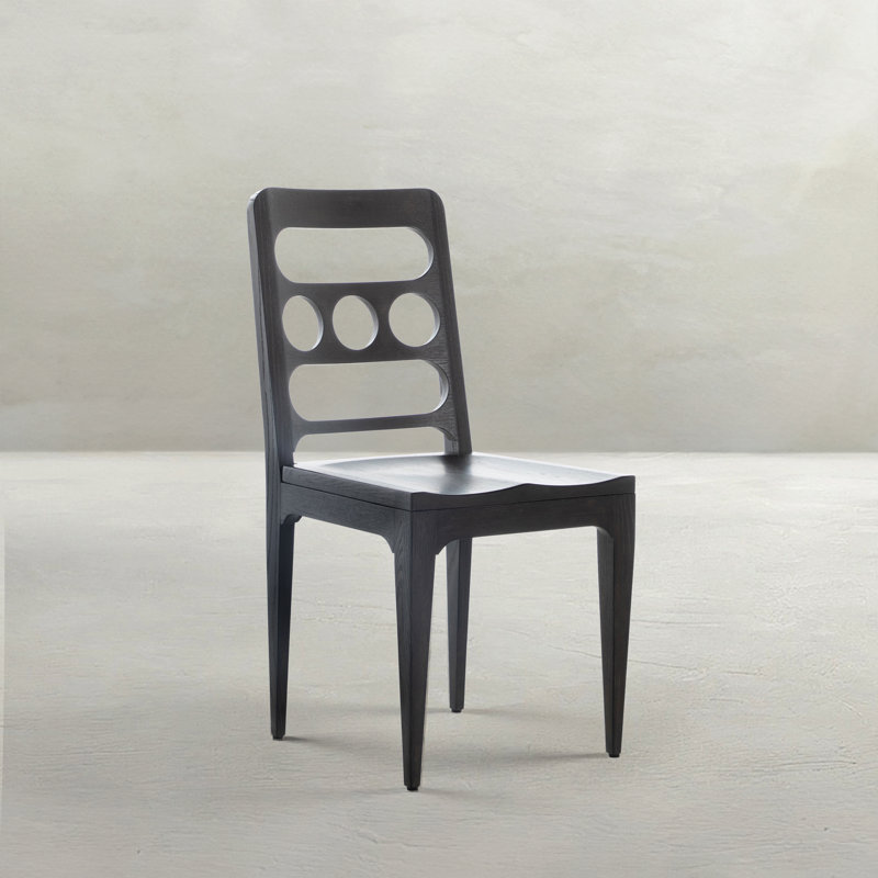 Chaise Ellison, Noir