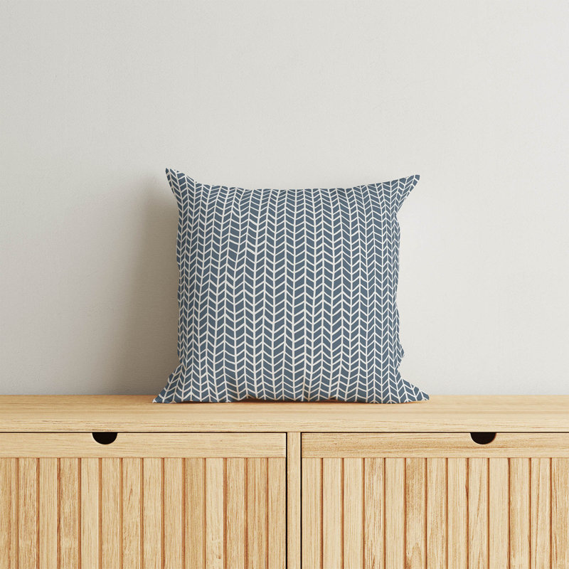 Coussin en plumes à chevrons, H 16 po x l 16 po, Bleu