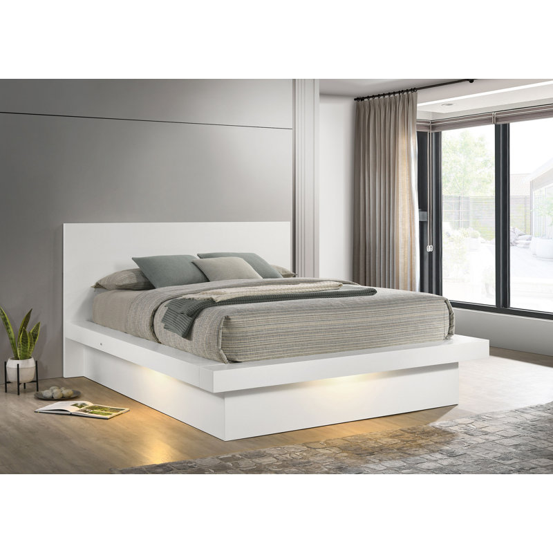 Jerilynn Solid Wood Piece Bedroom Set
