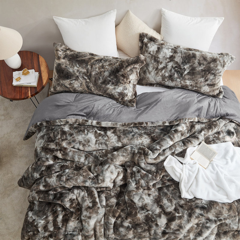 Coma Inducer Wolf Bunny Oversized Comforter Set, Alaskan King Comforter + 4 Shams