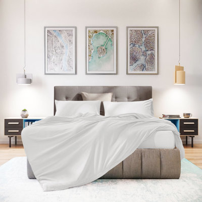 Lockland Extra Softness Premium Microfiber Bedding Set