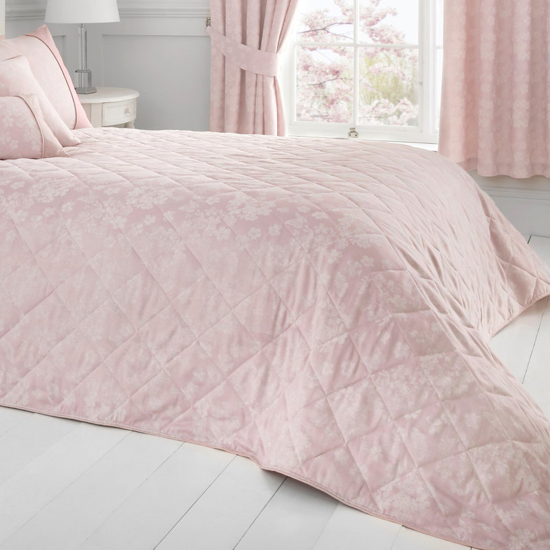 Avonia Polyester Floral Bedspread, Blush Pink