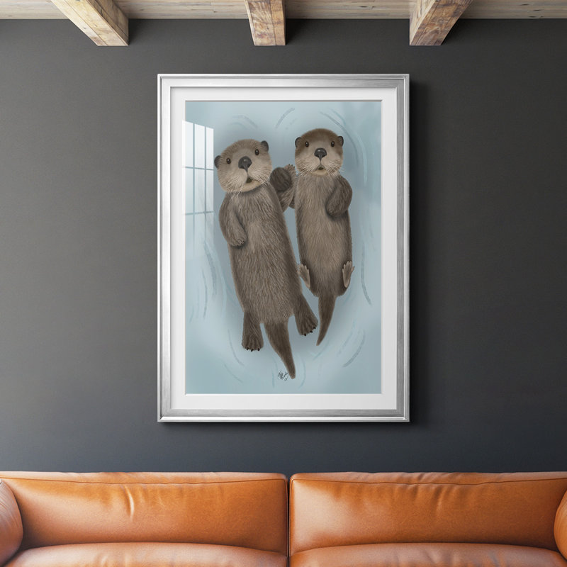 33_Otters tenant la main, reproduction encadrée de qualité supérieure - prête à être accrochée, Argent, L 26,5 po x H 36,5 po