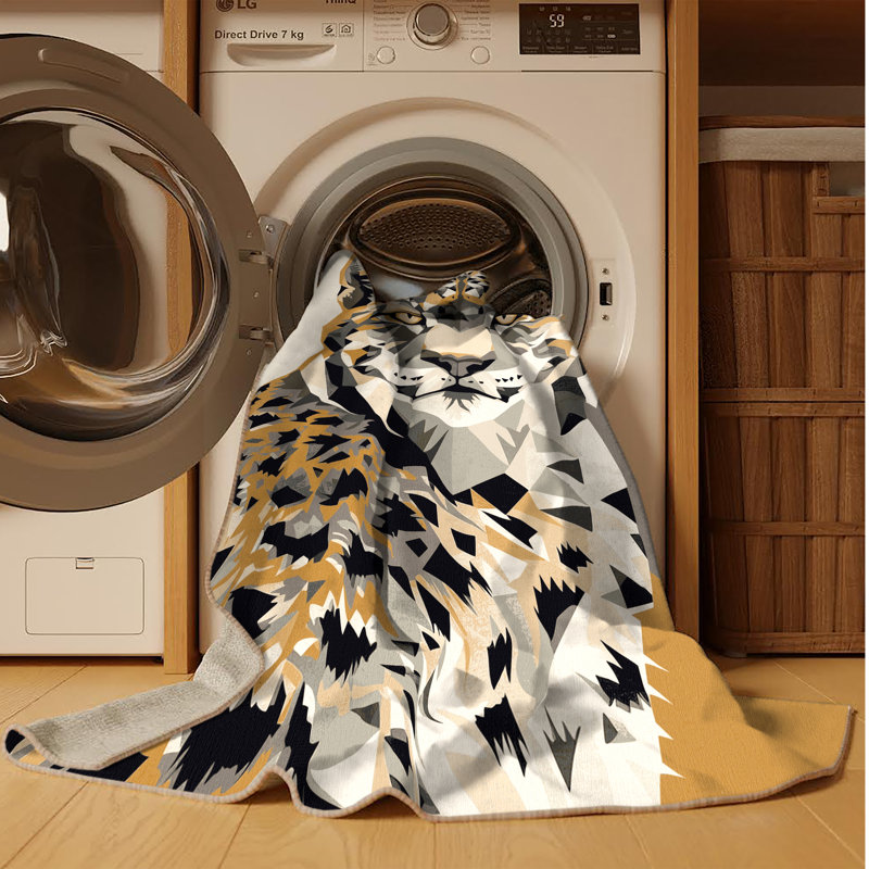 Machine Washable Oryn Lynx Modern Geometric Rug in Gray – Beige Binding, 2x5