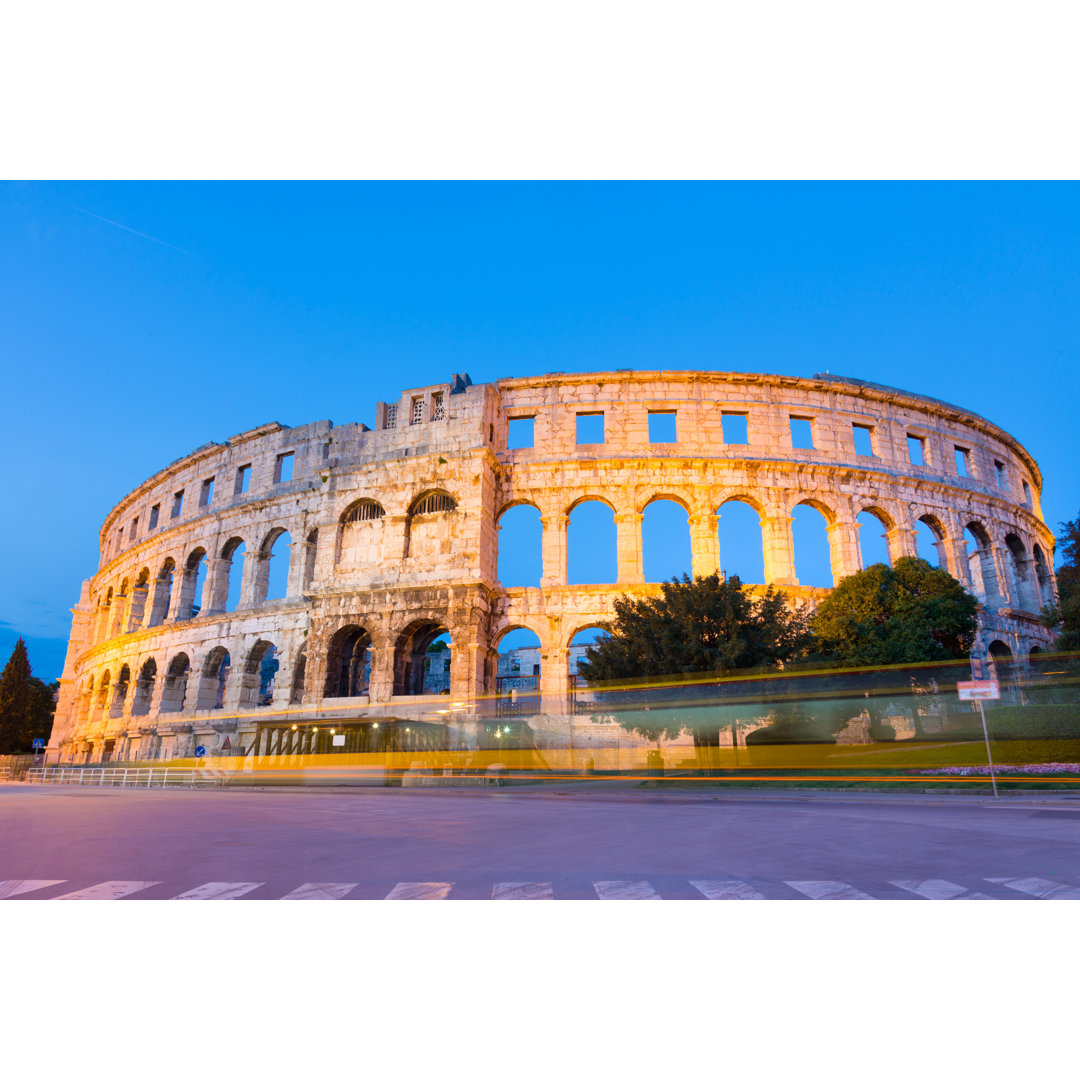 Das römische Amphitheater von Pula - Kunstdrucke auf Leinwand