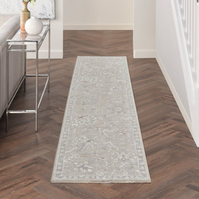 Tapis traditionnel gris Ryann