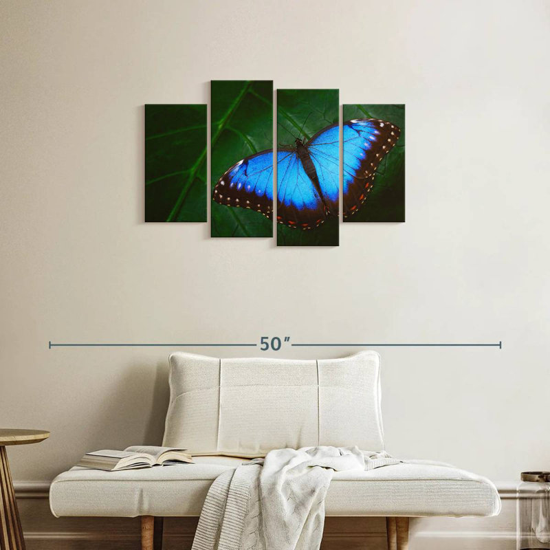 Joli papillon bleu Brampt, H 22 po x l 36 po
