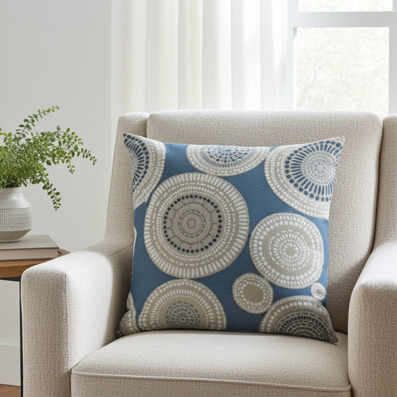 Coussin décoratif de luxe à motif de coquillages Plutus, 18 po x 18 po