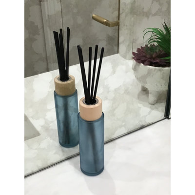 Plant / Floral Reed Diffusers And Sticks