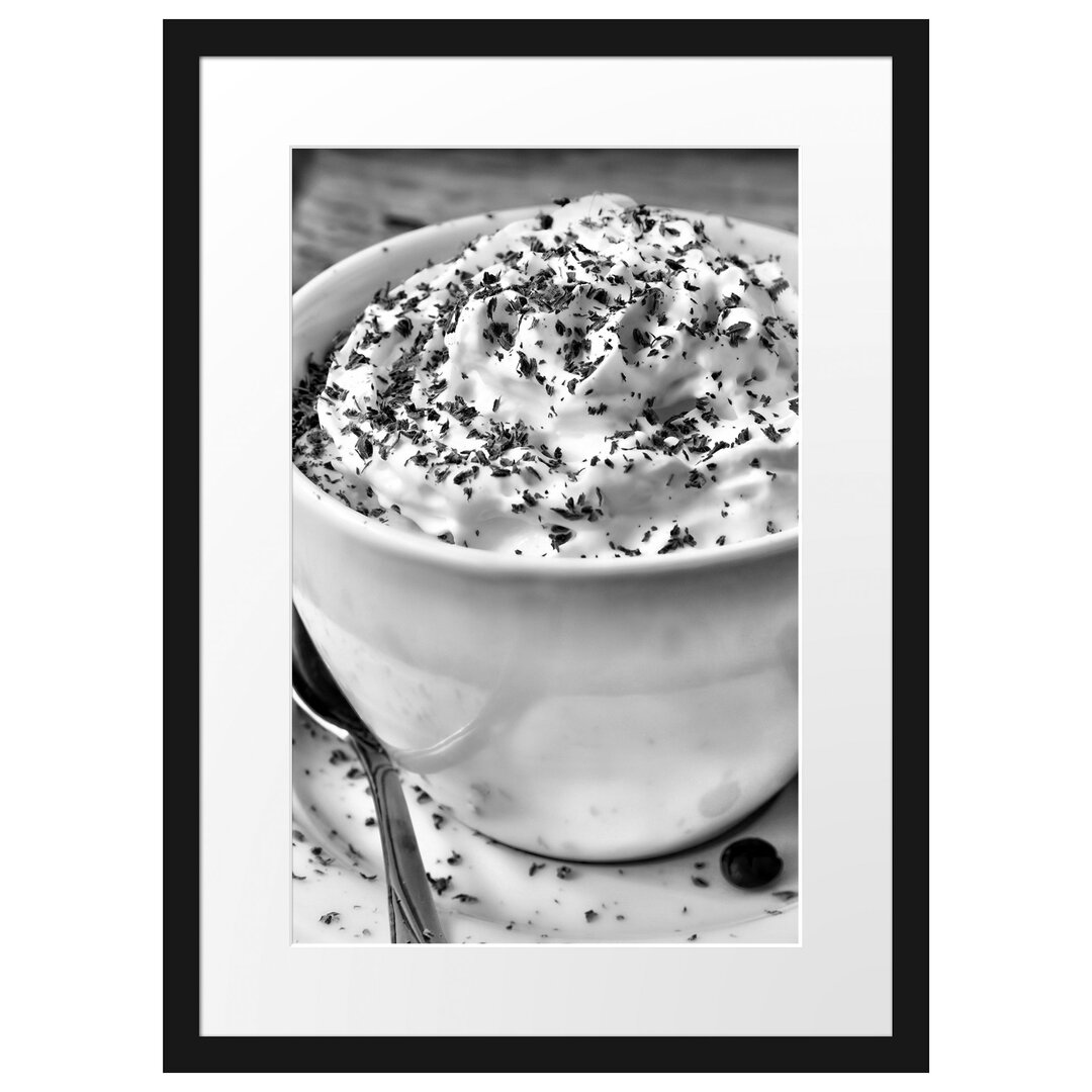 Gerahmtes Poster Frischer Kaffee mit Schokostreusel