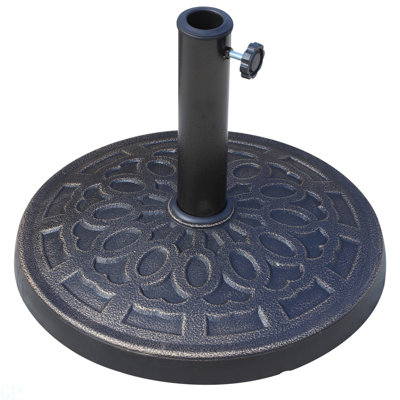 Pied de parasol rond en résine de 43 cm (17 po) et 12 kg (26 lb), avec un magnifique motif décoratif et un montage facile. Convient aux mâts de 3,8 cm (1,5 po) et 5 cm (1,89 po). Parfait pour le gazon, la terrasse, le jardin et la cour. Couleur bronze.