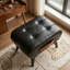 Pouf en similicuir, repose-pieds, tabouret décoratif, idéal pour le salon.
