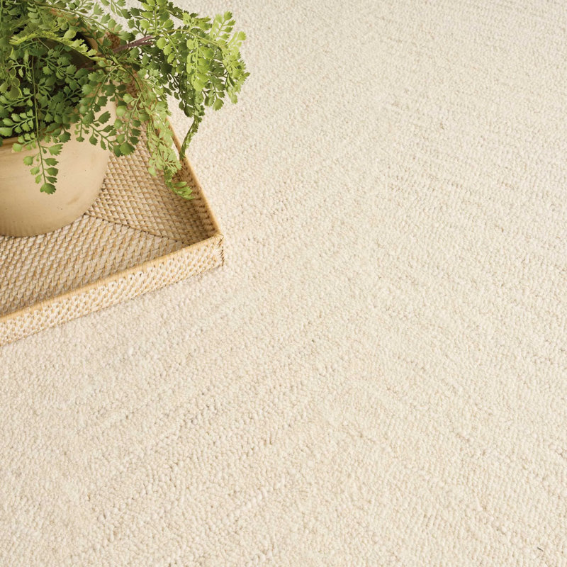 Pure Angles Outdoor Hand Tufted Abstract Area Rug in Ivory/Cream, Rectangle 3'9" x 5'9"