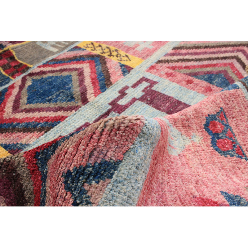 Tapis unique en laine noué à la main rose / bleu / jaune 5 pi 11 po x 8 pi 8 po années 2010 Quinillo