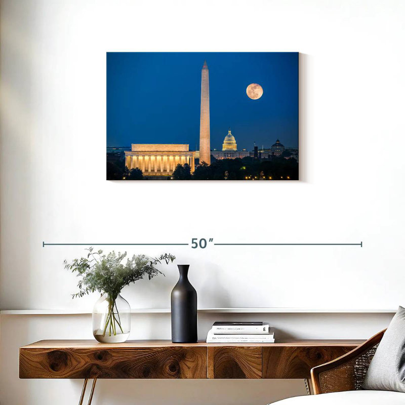Sireci DC, 20" H x 30" W