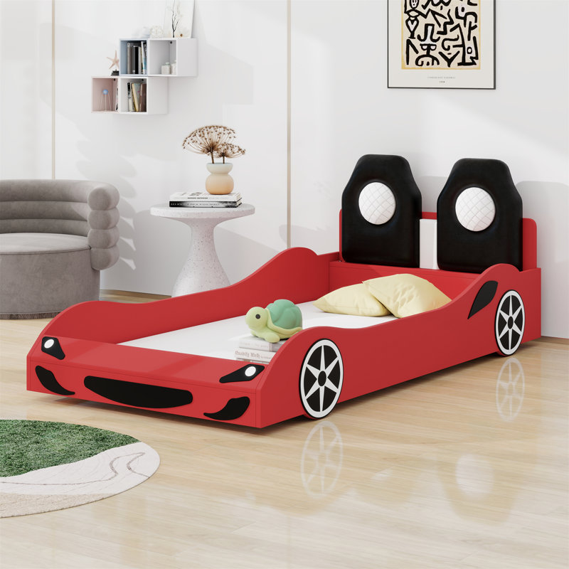 Lit plateforme en bois en forme de voiture avec dossier rembourré à DEL