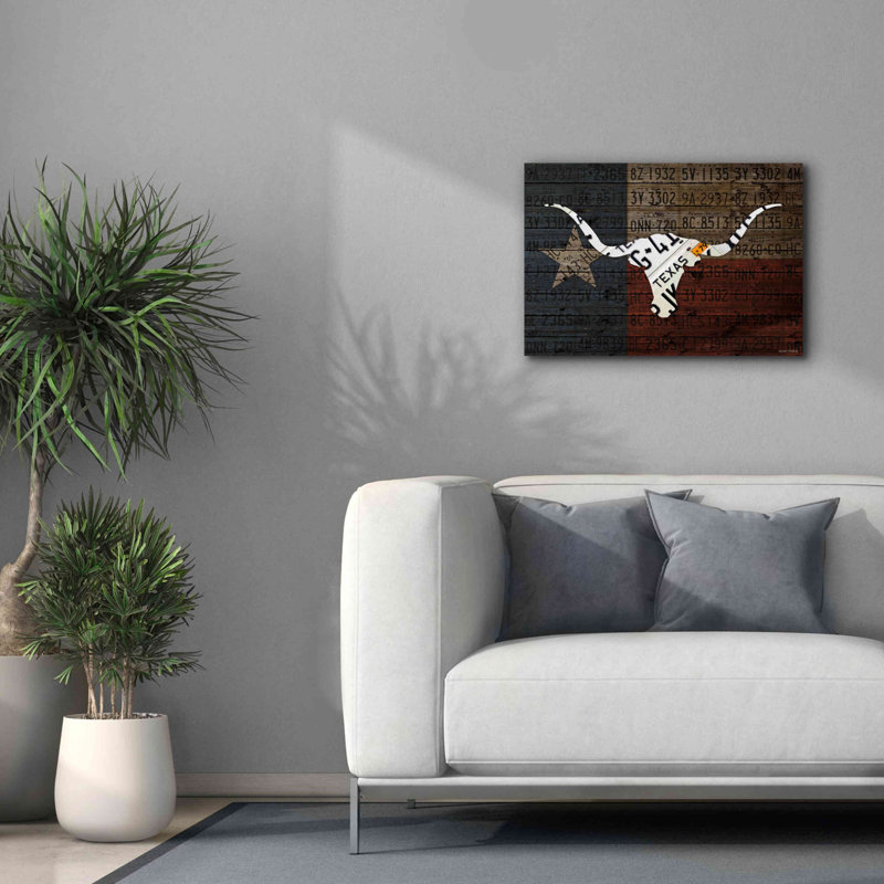 «Longhorn Art With Flag» par Design Turnpike, H 18 po x l 26 po x P 0,75 po