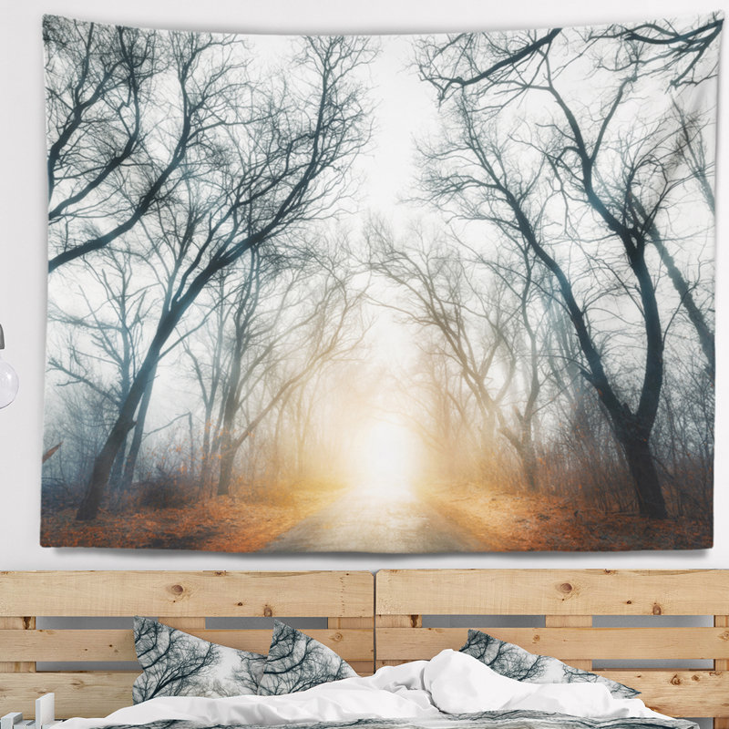 Tapisserie de forêt avec éclairage jaune Landscape, H 32 po x l 39 po