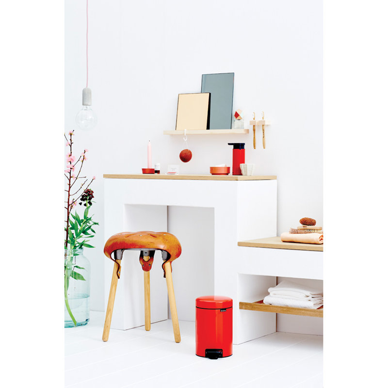 Brabantia NewIcon Soft Closing Pedal Bin, Passion Red, 3 L
