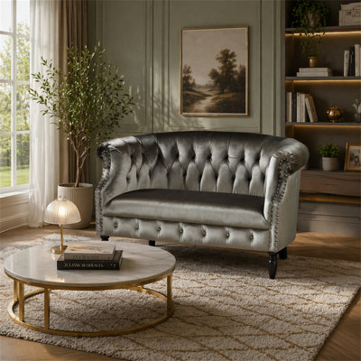 LOVESEAT