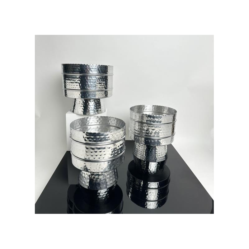 Vase de table en aluminium Anacia