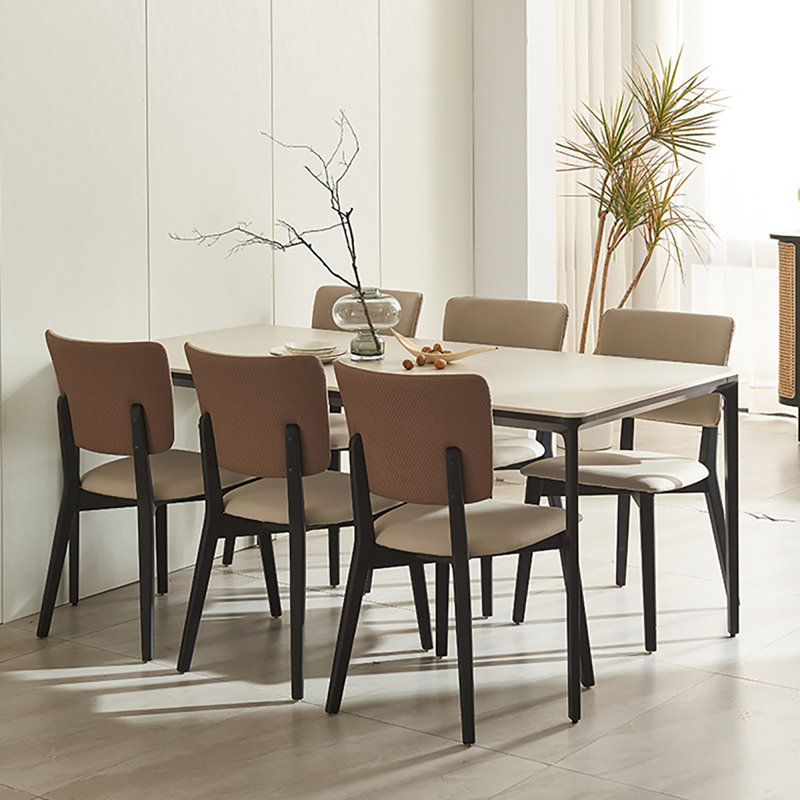 Miseta La table de salle à manger Rock est un simple rectangle, H 29,5 po x L 70,9 po x l 31,5 po