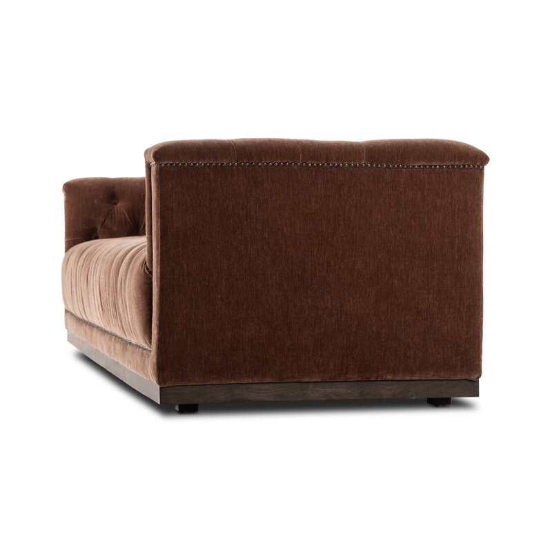 Maxx Sofa, Amici Tobacco
