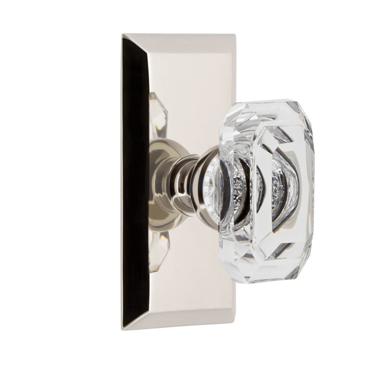Petite plaque Grandeur Fifth Avenue avec poignée en cristal baguette, Nickel poli, 2.375"