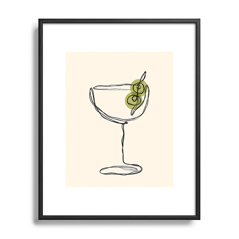 «Thespacehouse Dirty Martini Cocktail Drink», reproduction d'art encadrée, H 10 po x l 8 po, Doré
