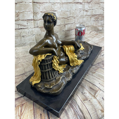 Figurines et sculptures Tavo