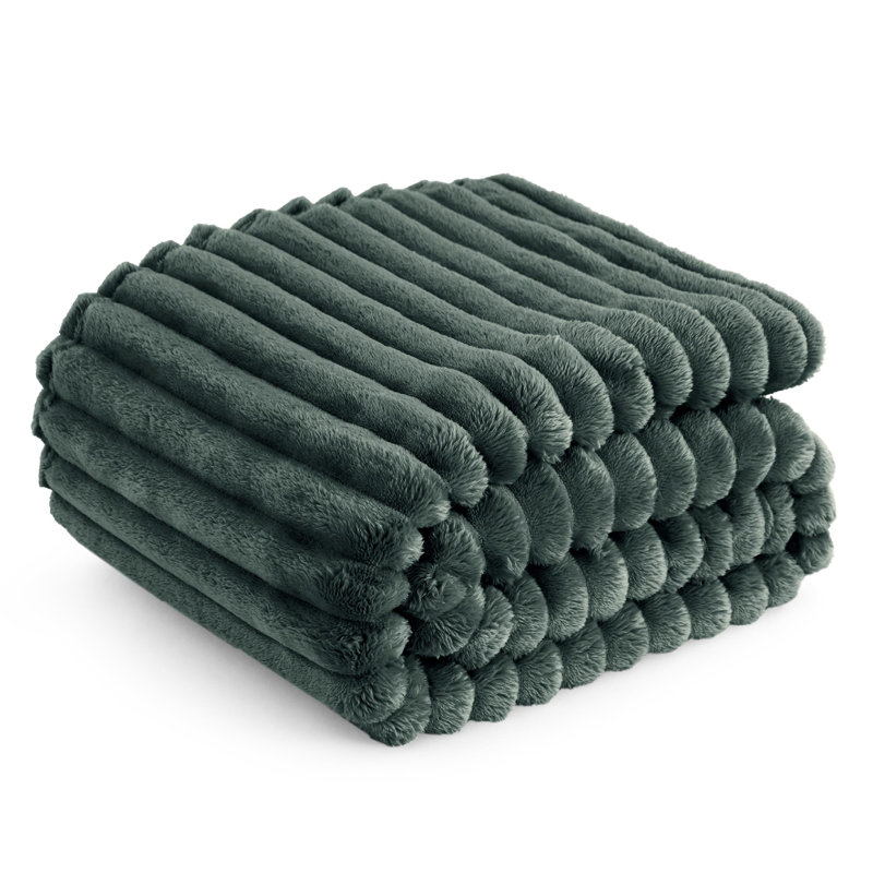 Bedsure Soft Fleece Throw For Beds & Sofas, Dark Green, 200cm x 150cm