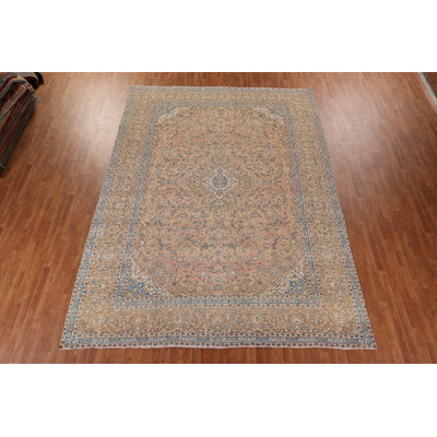 Distressed Floral   Area Rug 10x13
