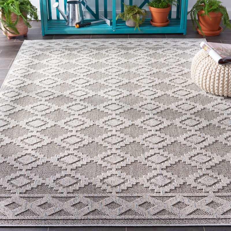 Global Performance Geometric Indoor/Outdoor Area Rug, Rectangle 5'3" x 7'6"