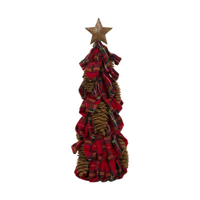 Arbre de table écossais avec pommes de pin