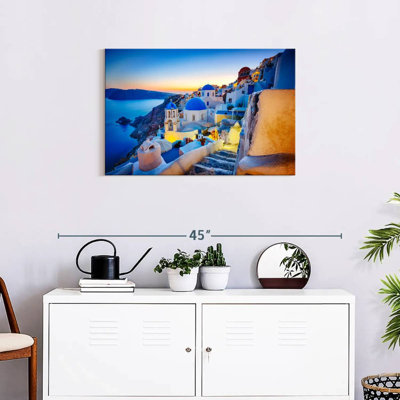 Ravi Dusky Oia