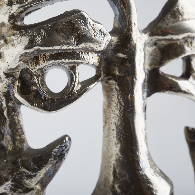 Visage Figurines & Sculptures